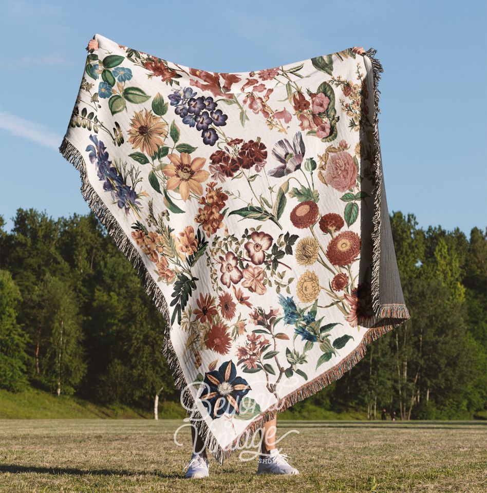 Vintage Wildflower Woven Blanket, Cotton Woven, Large Botanical Picnic Blanket Gift for Her, Maximalist Cottagecore Decor