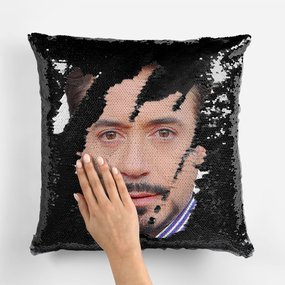 ROBERT DOWNEY JR. - Fan Sequin Pillowcase