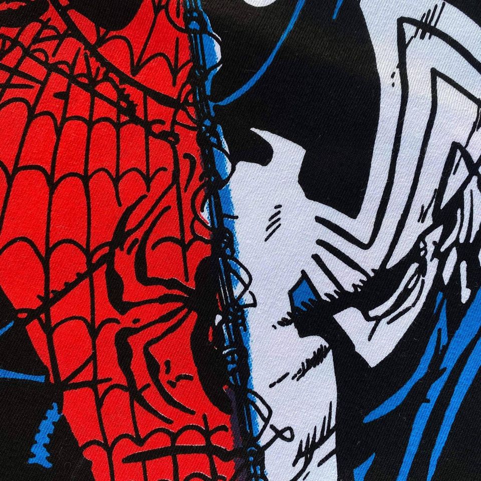 Spiderman Symbiote boot T-shirt