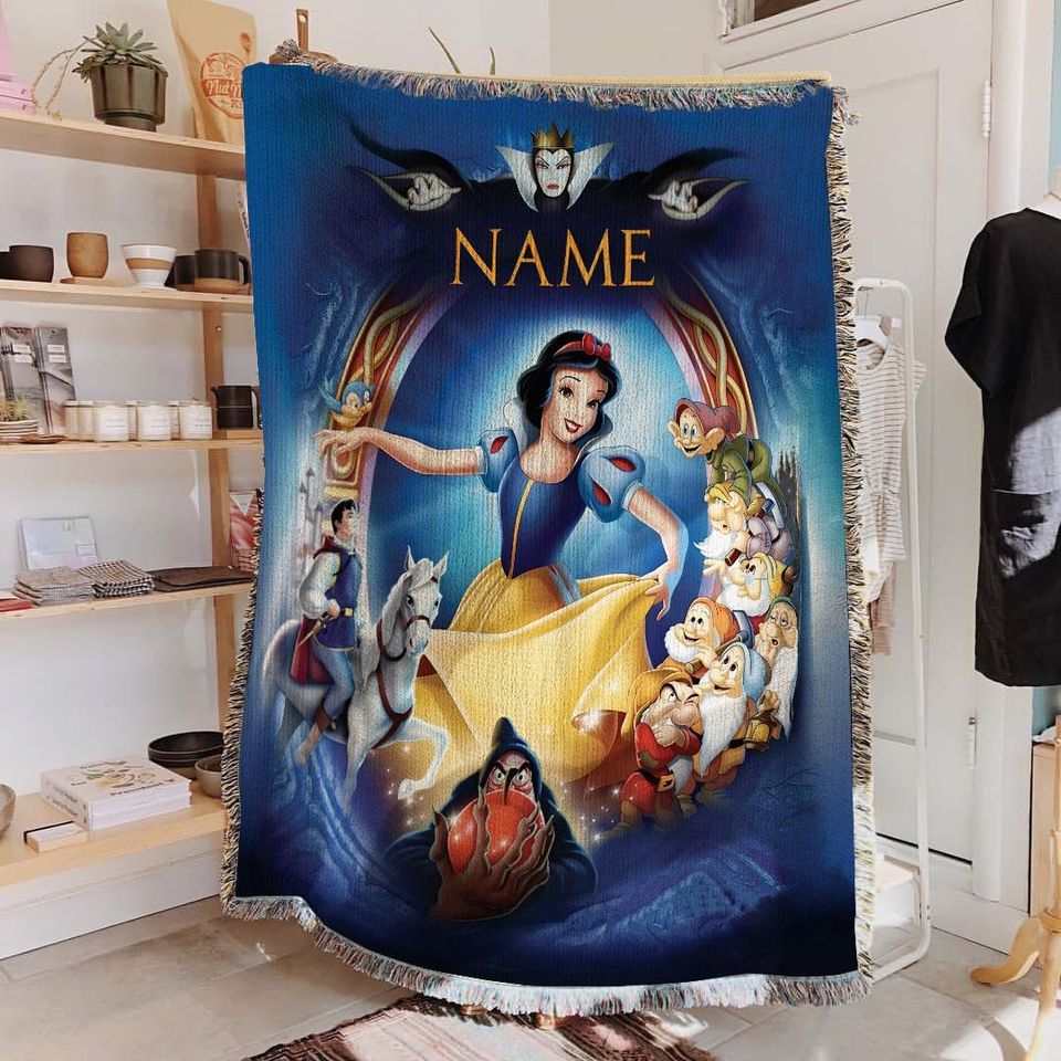 Disney Snow White Fleece Blanket with Dwarfs, Forest Magic Design