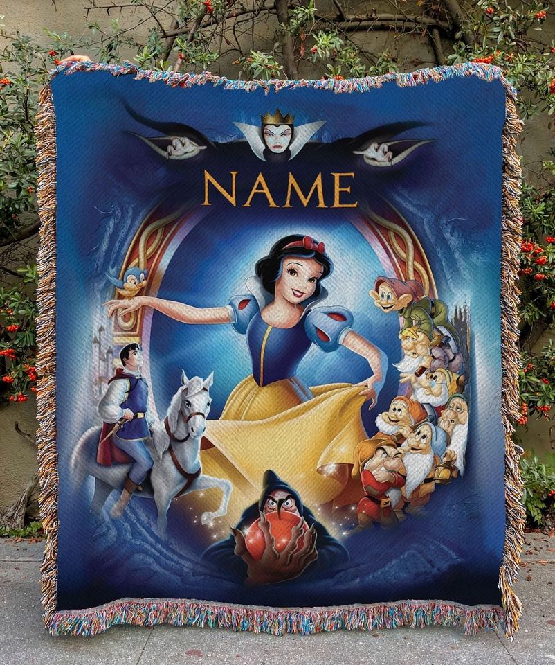 Disney Snow White Fleece Blanket with Dwarfs, Forest Magic Design
