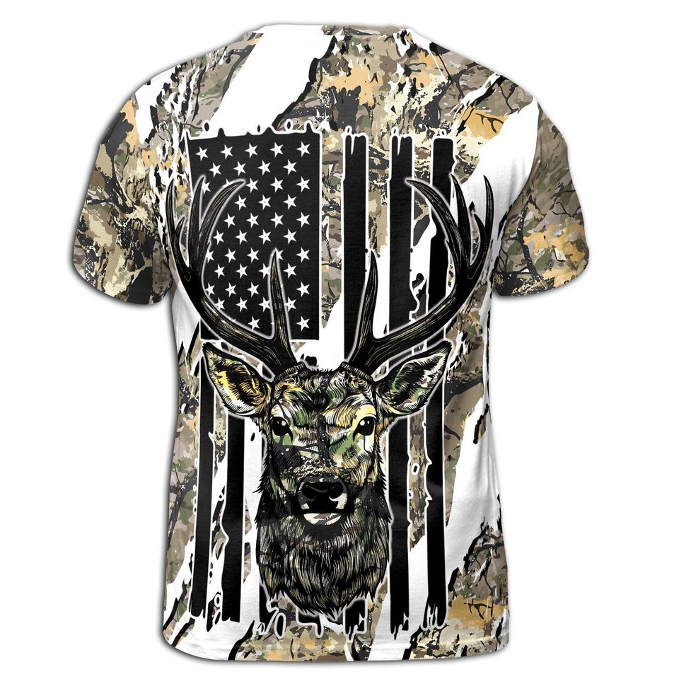 Custom Name Deer Hunting with Camouflage Pattern Men's T-Shirt