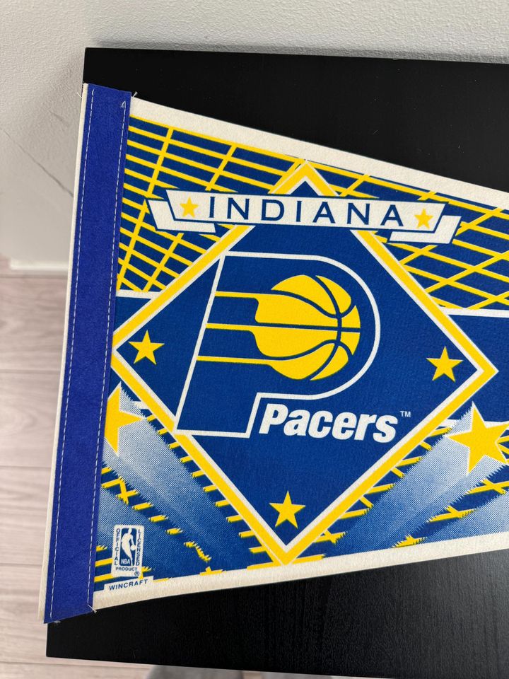 Indiana Pacers NBA vintage pennant from 1990s