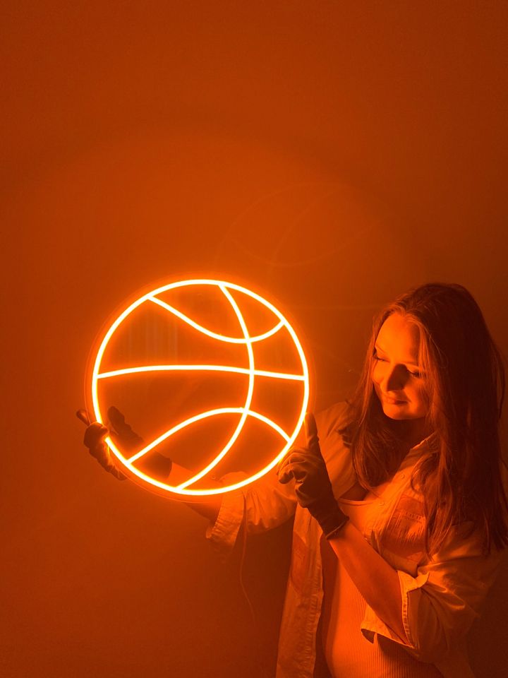 Basketball LED Neon Sign: Sports Bedroom Decor