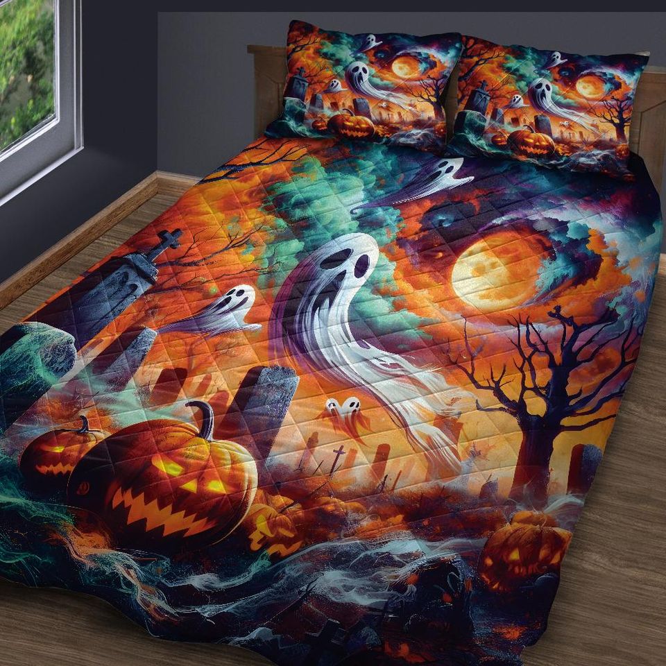 Halloween Quilt Bedding Set: Pumpkin Ghost Graveyard, Cottagecore Decor