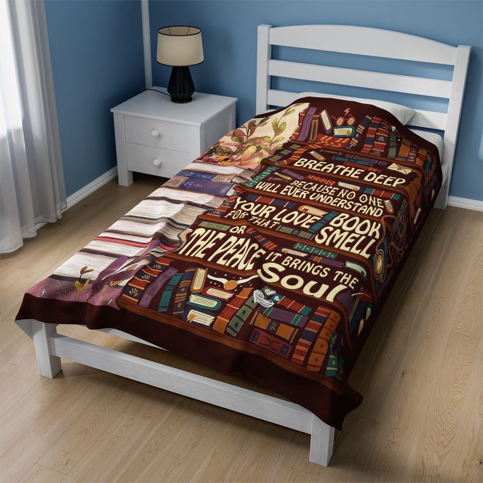 Vintage Bookshelf Woven Throw Blanket: Retro Reading Tapestry