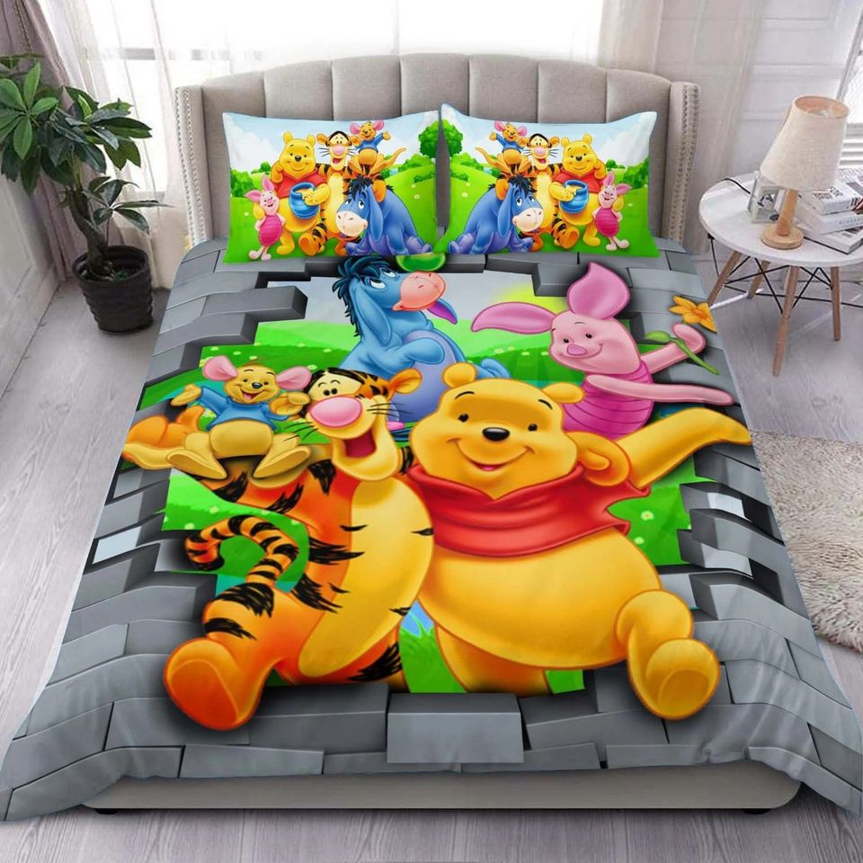 Winnie Pooh & Friends  Disney Graphic Cartoon  Bedding set