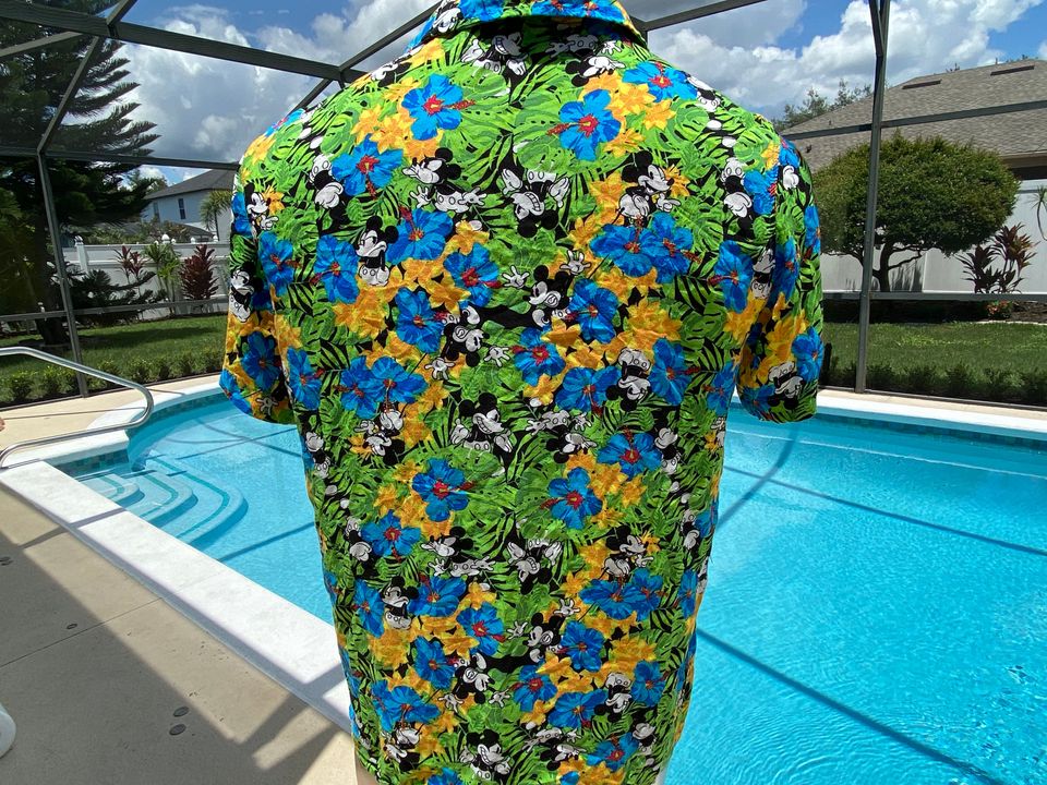 Disney Mickey Mouse Rayon Mens Hawaiian Shirt