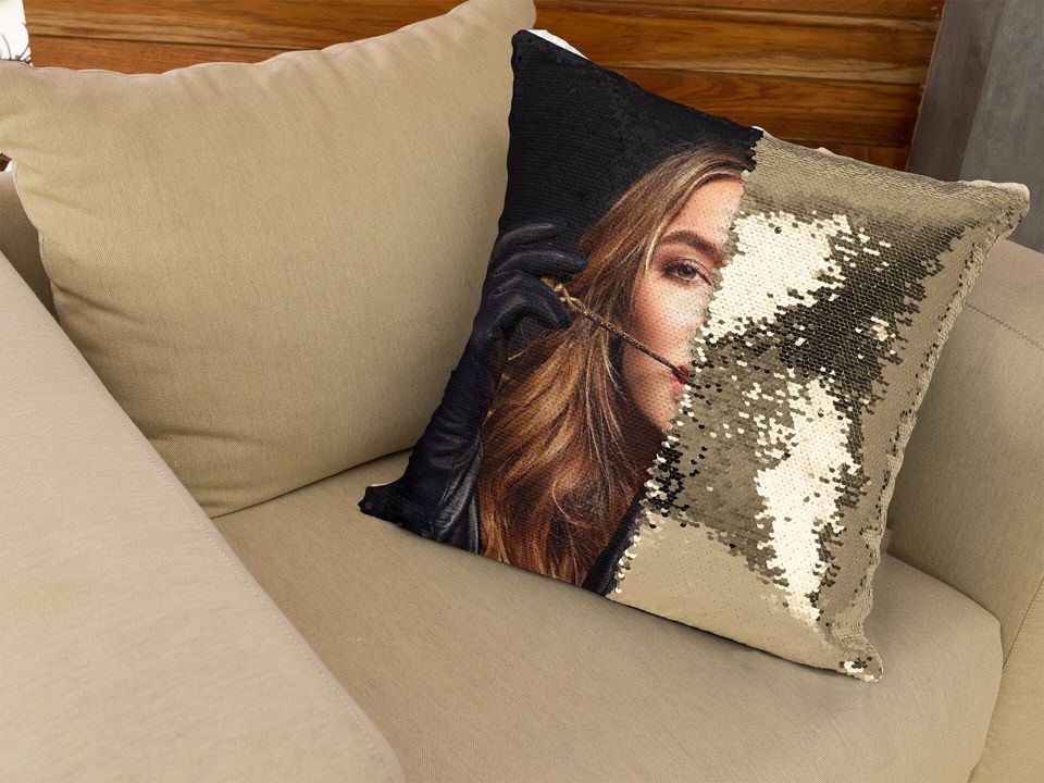 Jodie comer sequin pillow, celebrity sequin pillow, jodie comer flip sequin pillow
