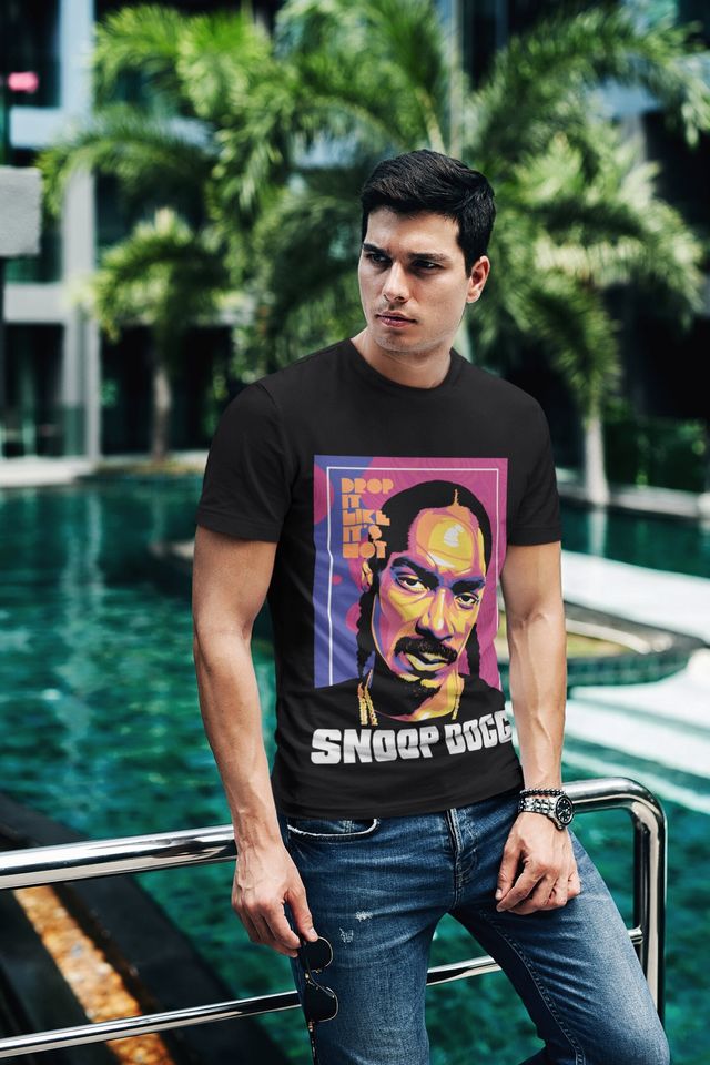 Snoop Dogg - Drop It Like It's Hot T-Shirt