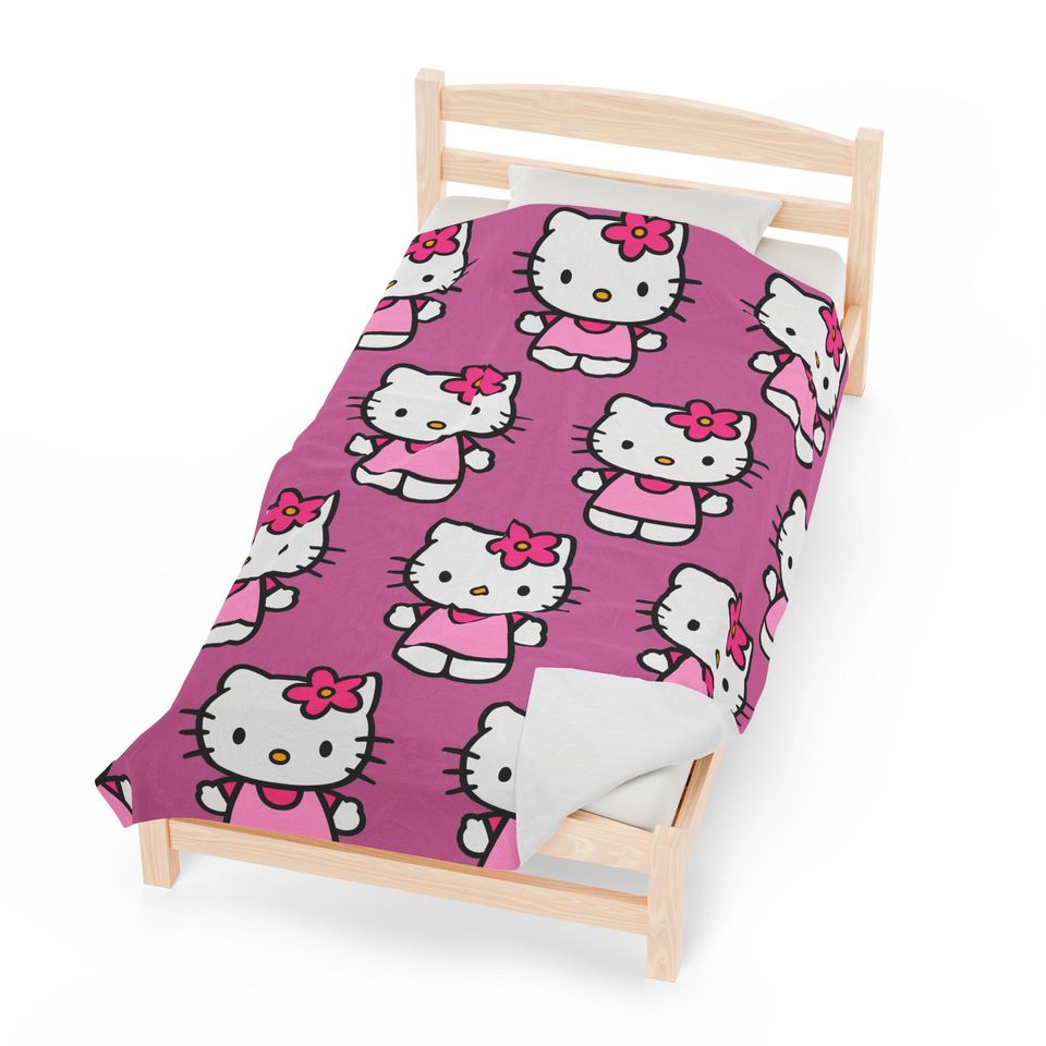 Cute Pink Hello Kitty Plush Blanket