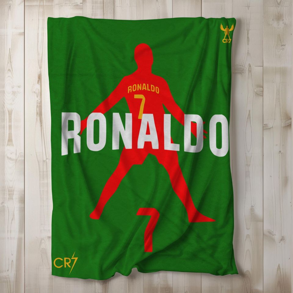 Cristiano Ronaldo CR7 Blanket: Soccer Fan Gift