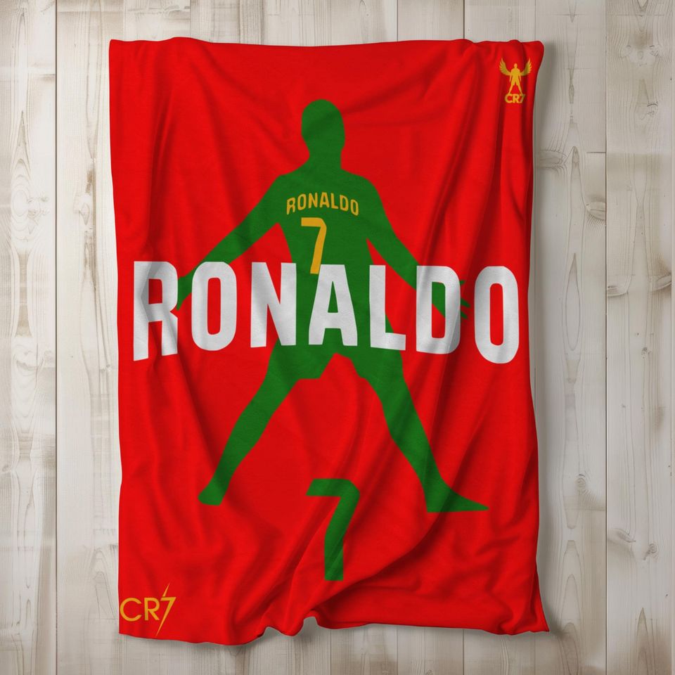 Cristiano Ronaldo CR7 Blanket: Soccer Fan Gift