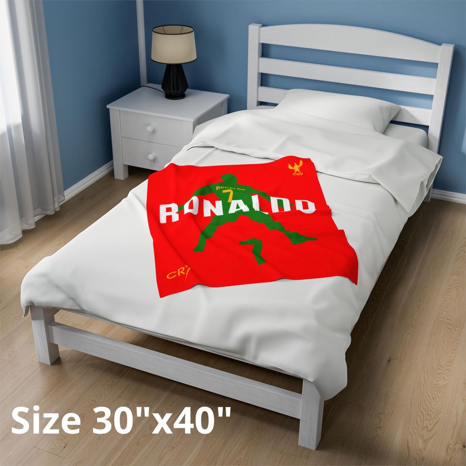 Cristiano Ronaldo CR7 Blanket: Soccer Fan Gift