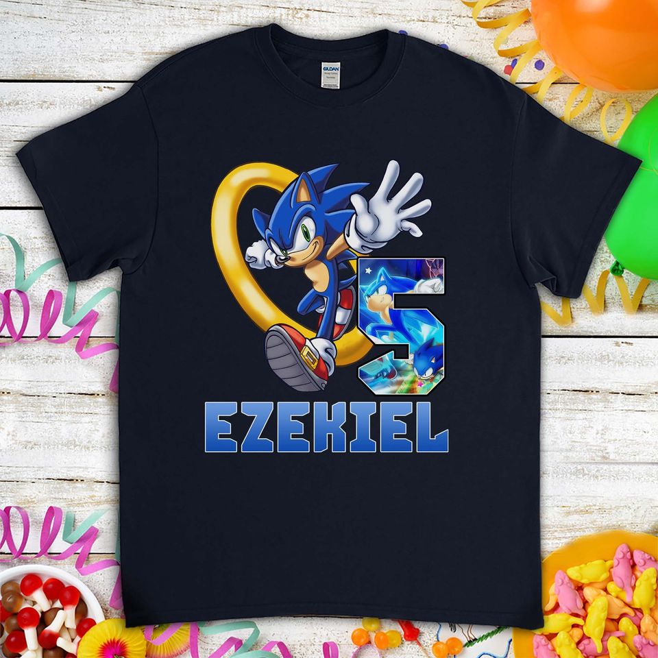 Sonic the Hedgehog Birthday Gift For Gamer Son Daughter Funny Custom Name Unisex T-Shirt