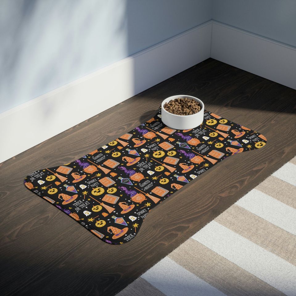 Halloween on Black Pet Bowls Mats