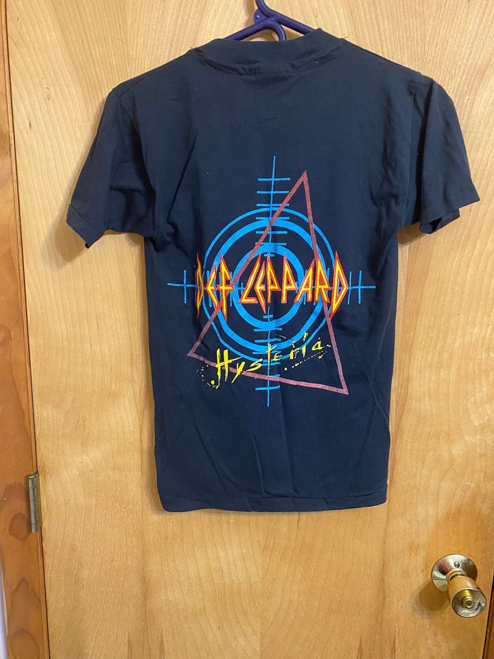 Small kids Def Leppard  hysteria shirt