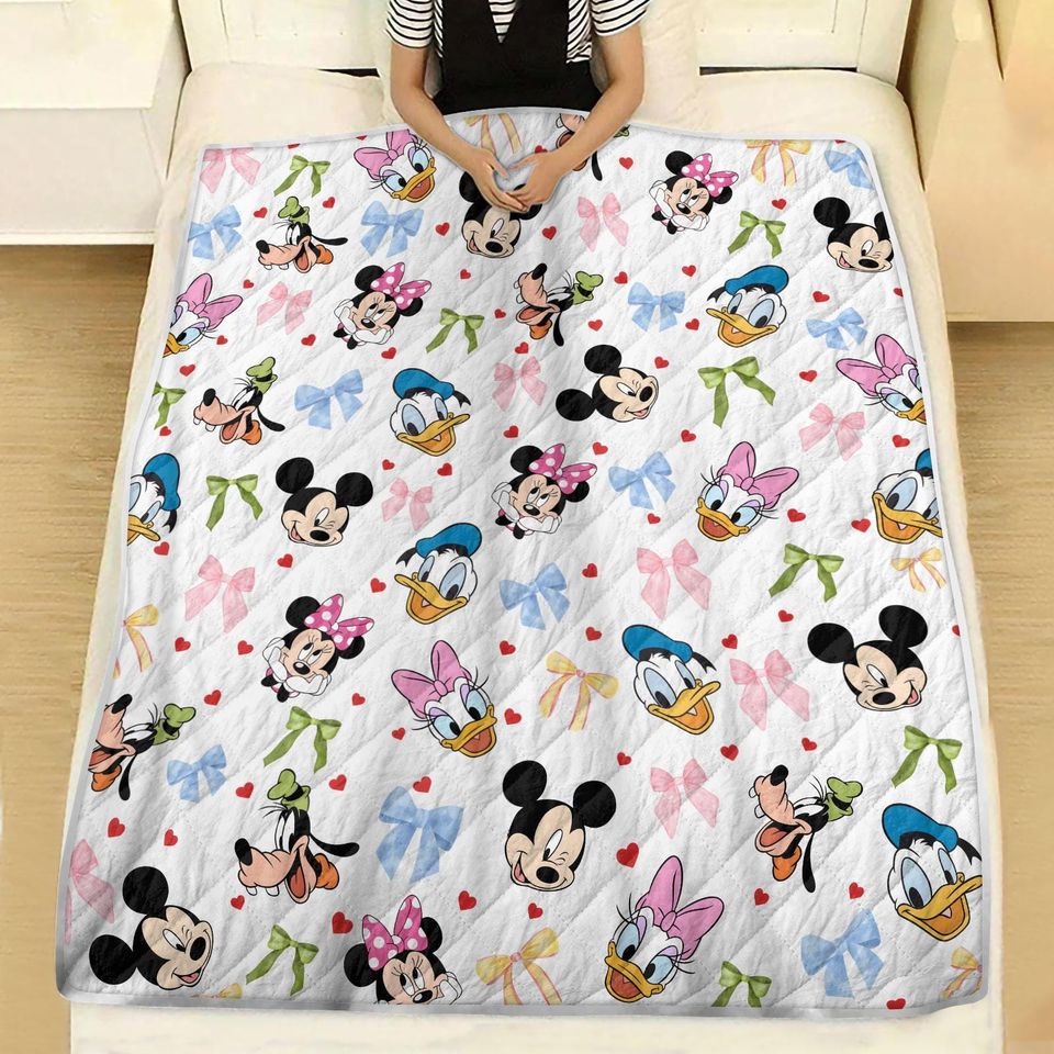 Mickey Friends Fleece Blanket, Minnie Bow Quilt, Disney World Modern Quilt