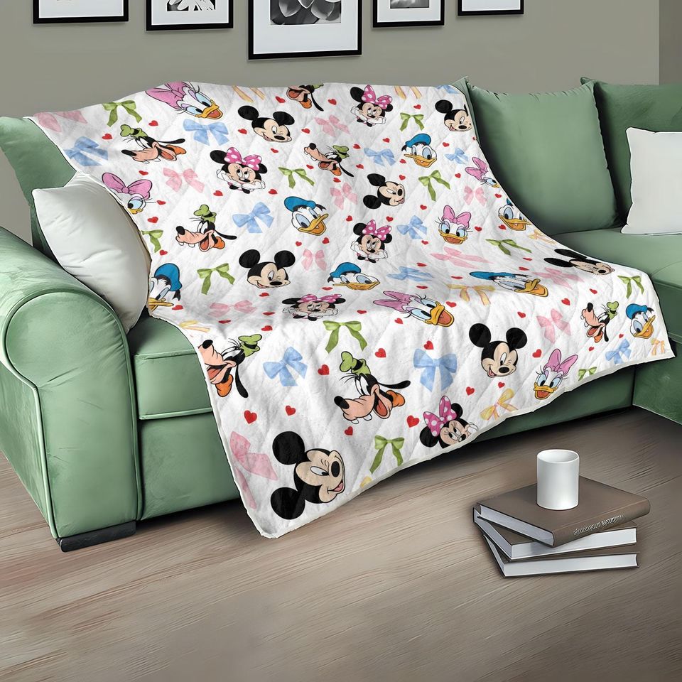 Mickey Friends Fleece Blanket, Minnie Bow Quilt, Disney World Modern Quilt