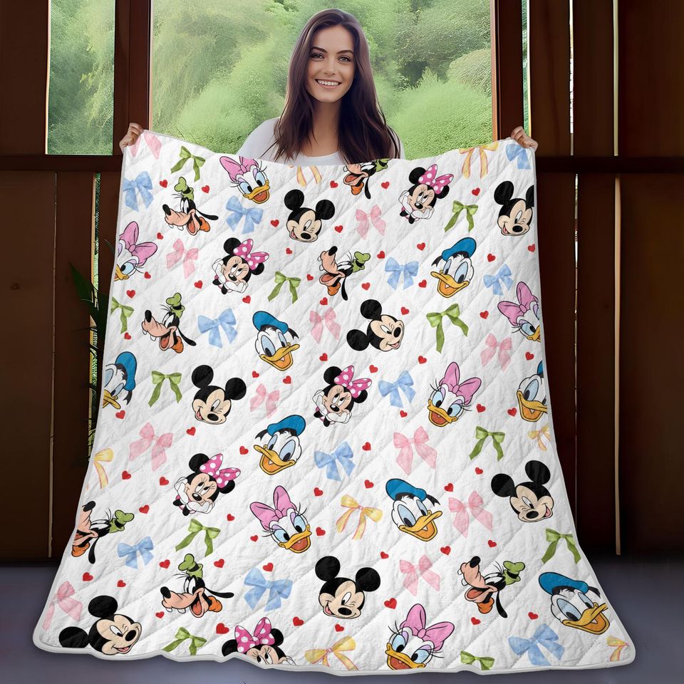 Mickey Friends Fleece Blanket, Minnie Bow Quilt, Disney World Modern Quilt