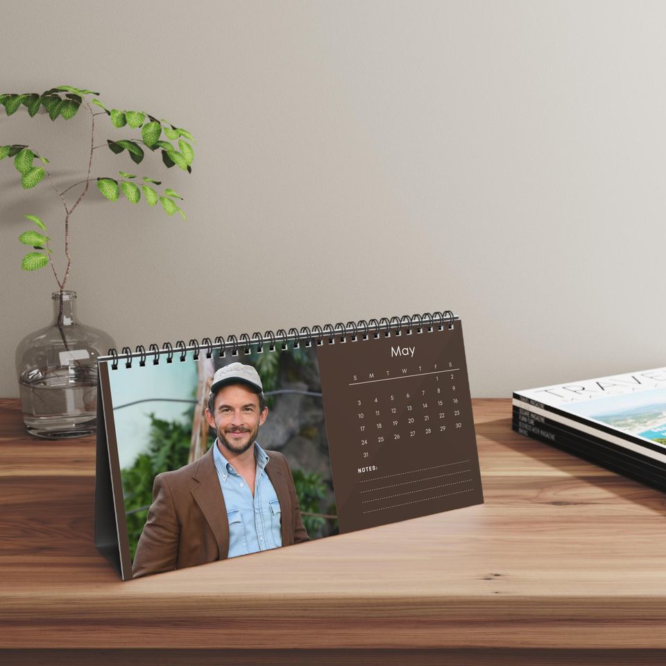 Jonathan Bailey 2026 Desk Calendar | Premium Spiral Bound Celebrity Photo Calendar | Collectible Fan Gift | Stylish Desk & Office Dcor