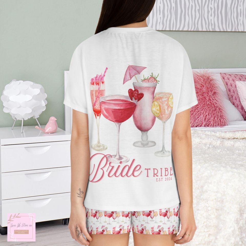 Pajama set, bride tribe bridesmaid pajamas, cocktail bridesmaid gift, it girl holiday pyjama, pink coquette