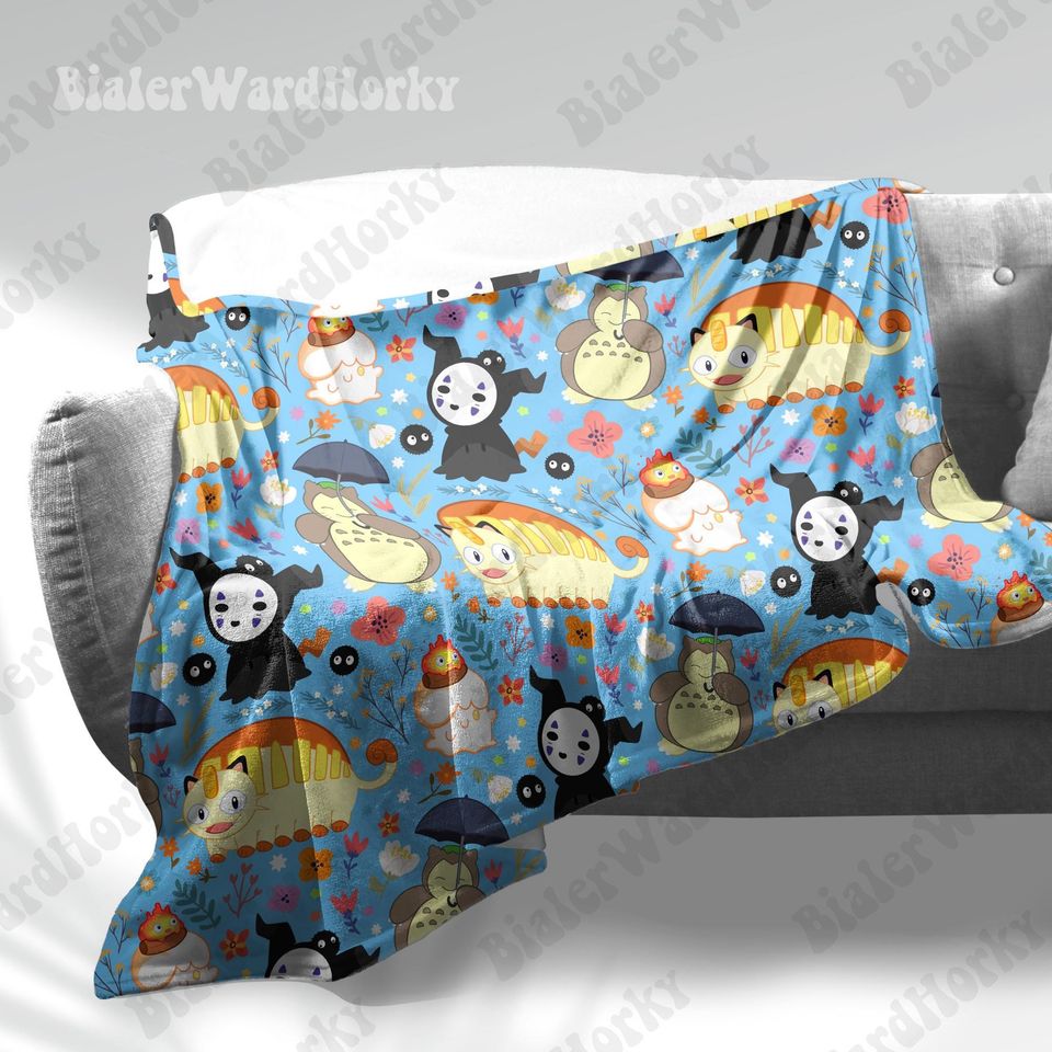 Anime Fleece Blanket: Sn Lax Totoro, Mimikyu No Face, Meowth Catbus