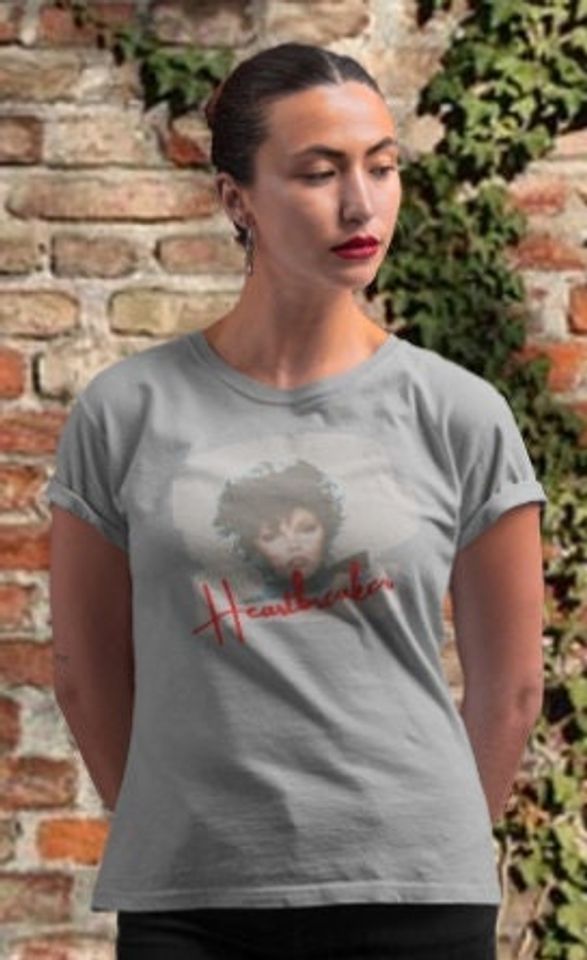 Heartbreaker Pat Benatar T-shirt