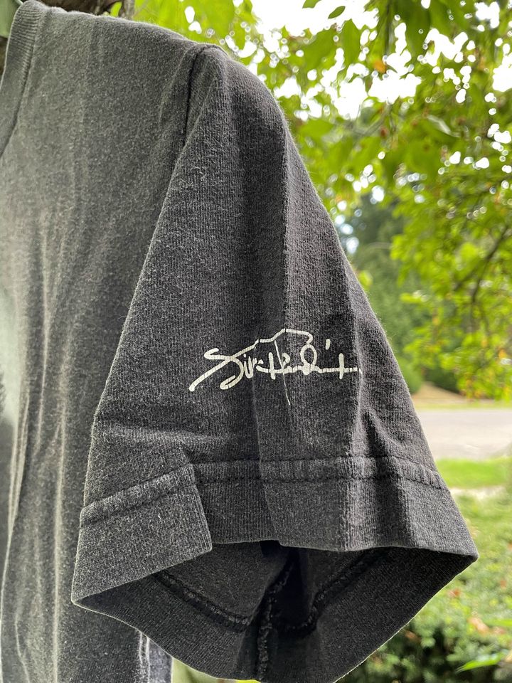 Jimi Hendrix black t-shirt