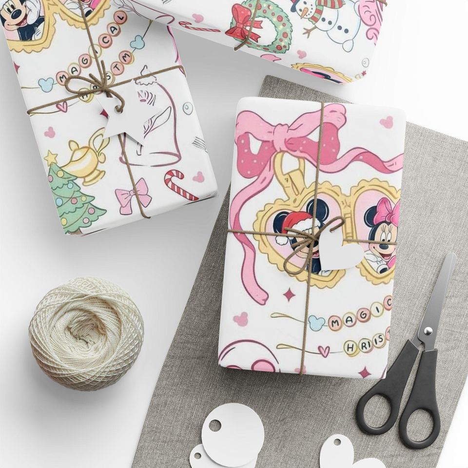 Disney Mickey and Minnie Wrapping Paper | Castle Minnie Mouse Pattern