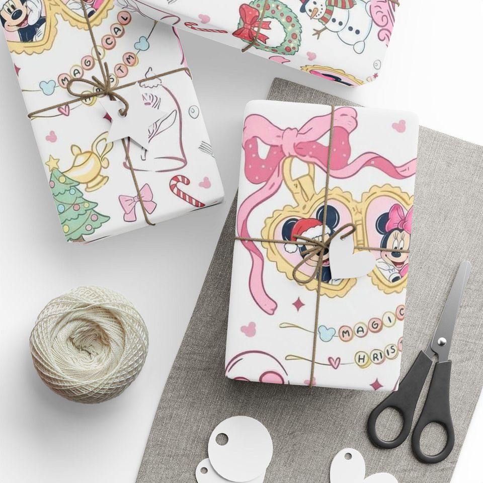 Disney Mickey and Minnie Wrapping Paper | Castle Minnie Mouse Pattern