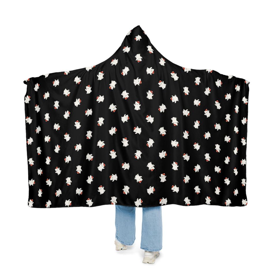 Hello Kitty Ghost Hooded Blanket: Cozy Halloween Design