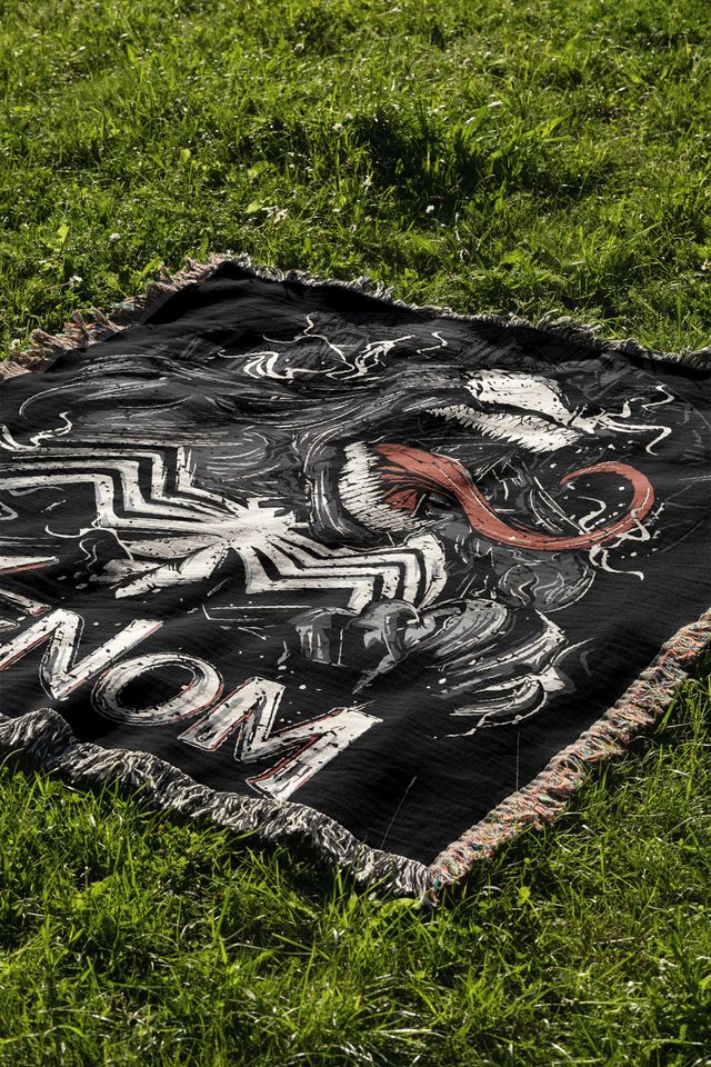 Venom Woven Cozy Blanket