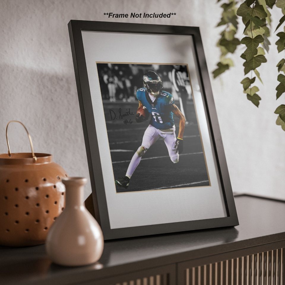 Devonta Smith Philadelphia Eagles Signed Photo Autograph Print Poster Wall Art Home Decor