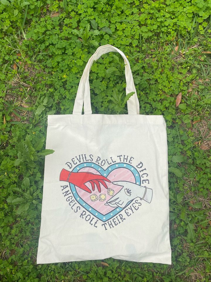 Taylorr Swifts canvas tote bag