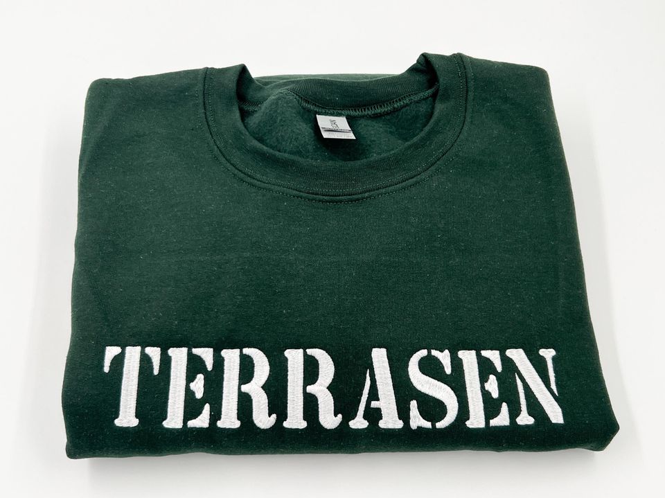 Personalized Embroidered Sweatshirt, Custom Embroidered Crewneck, Custom Text Embroidered Sweatshirt, Unisex Gift