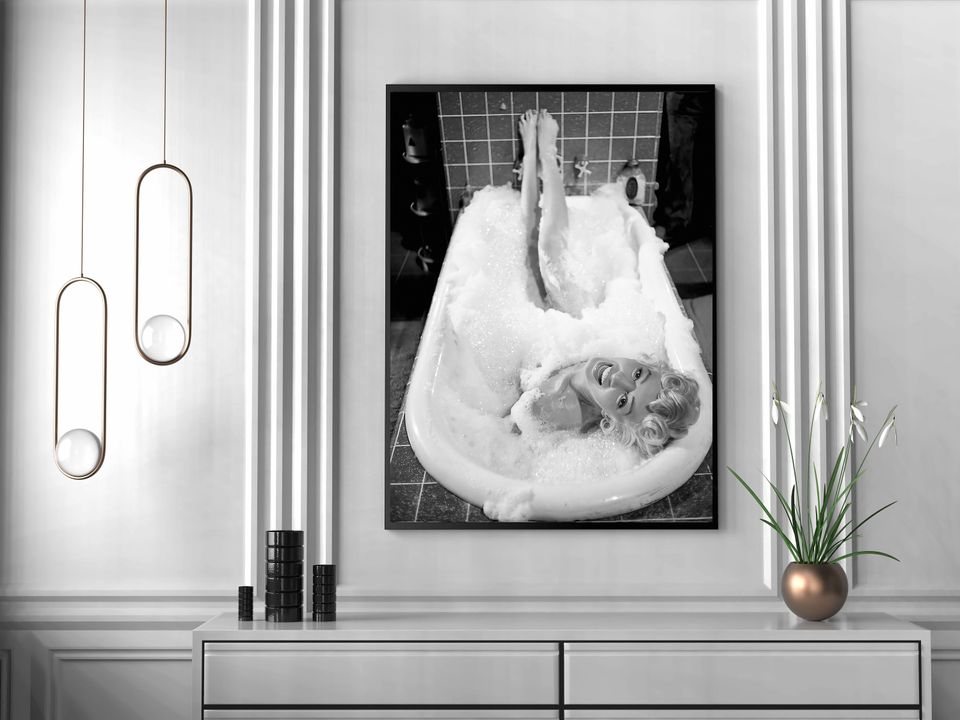 Marilyn Monroe Bathroom Poster