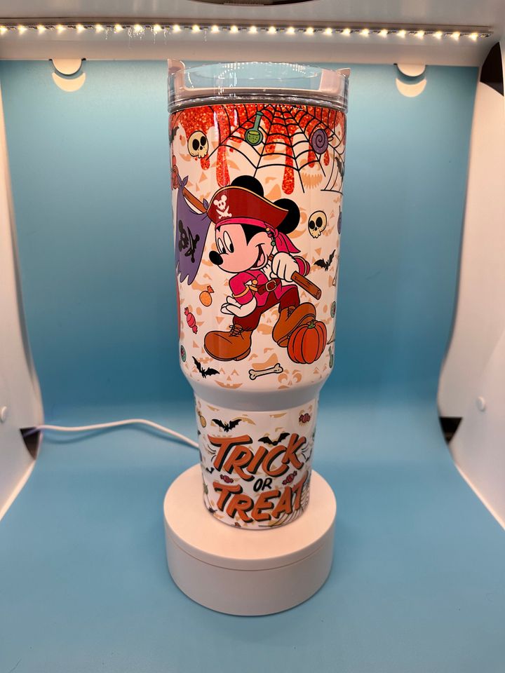 40oz Mouse and Friends Halloween Quencher