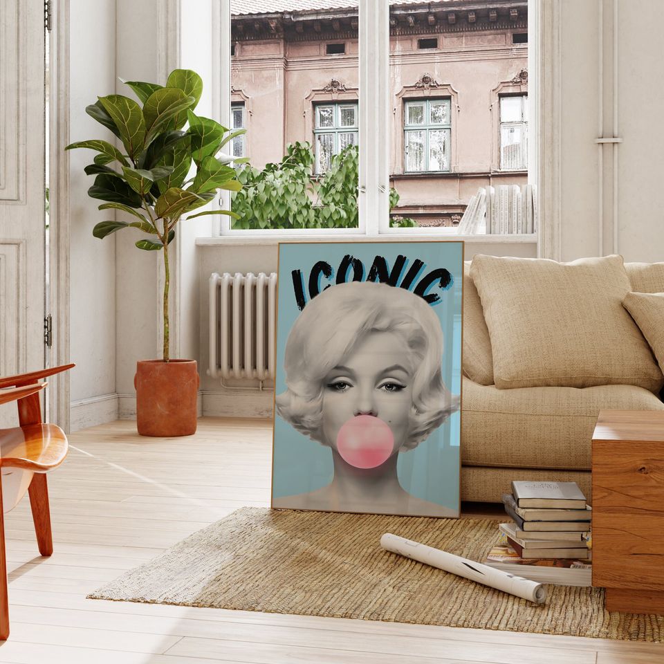 Marilyn Monroe Bubble Gum ,Fashion Print Logo