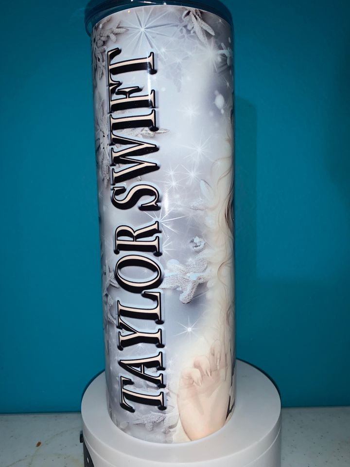 Taylorr Swifts tumbler