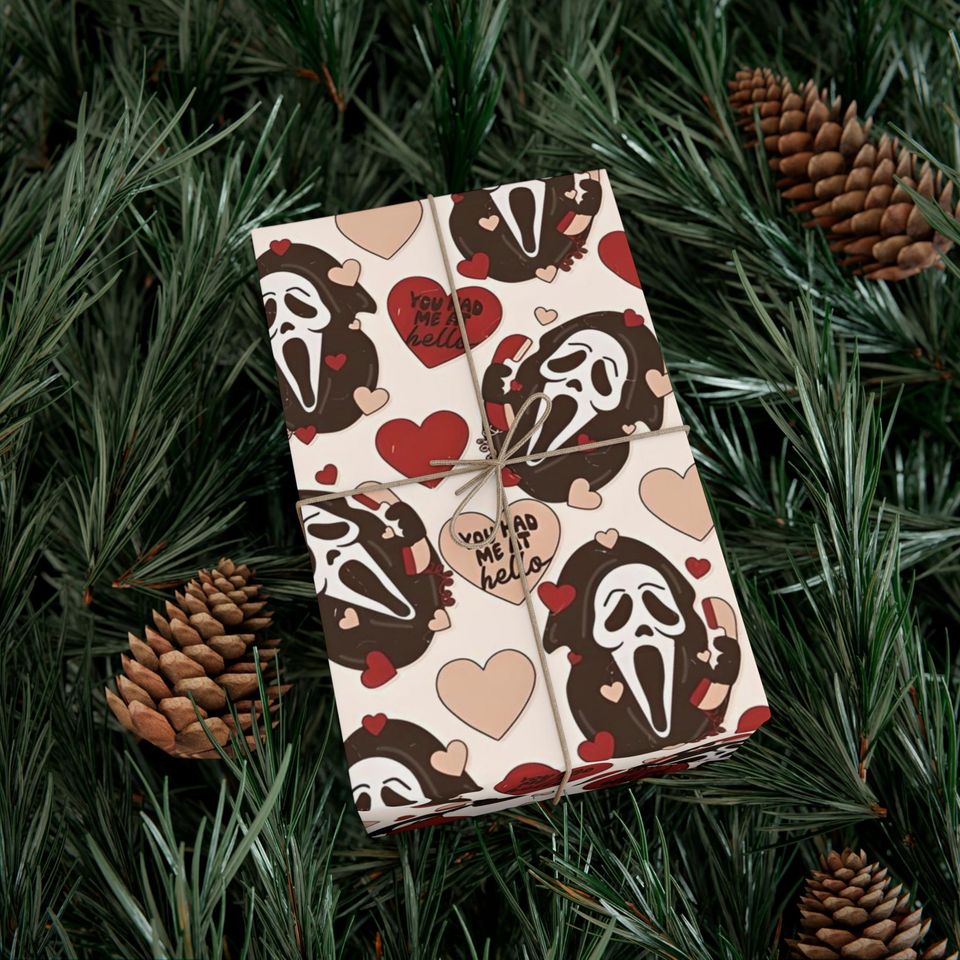 Scream/Ghost Face-Inspired Horror Themed Gift Wrap Paper