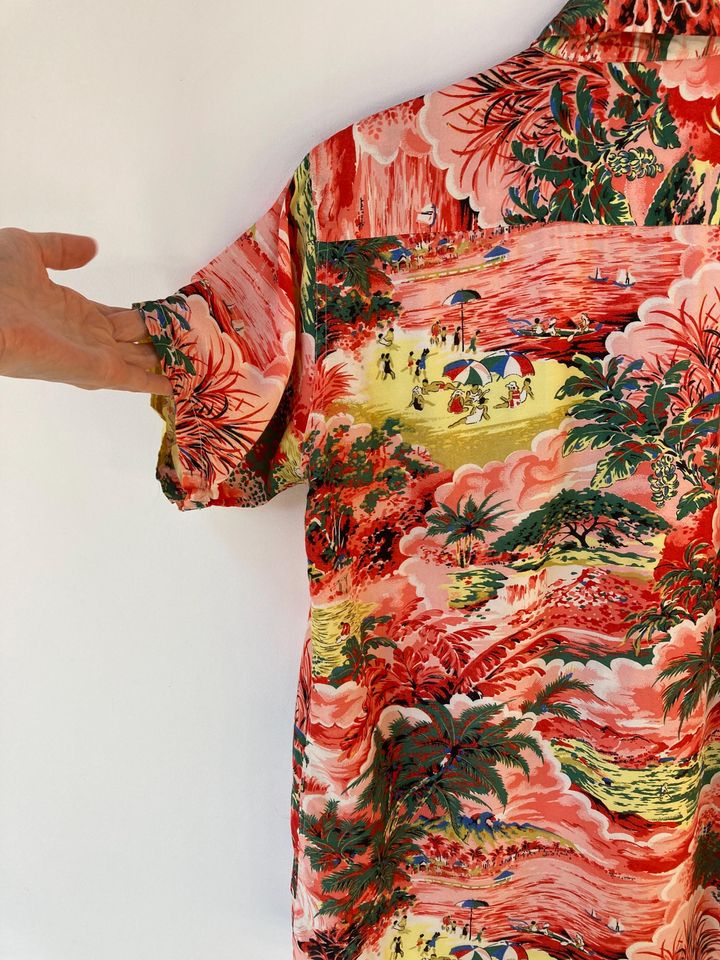 Vintage 1960s Hawaiian