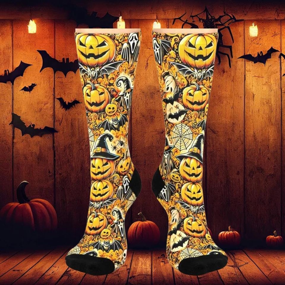 Halloween Socks - Premium Socks, One Size Fits All, Cushioned Heel-To-Toe, Durable Socks, Cushioned Crew Socks