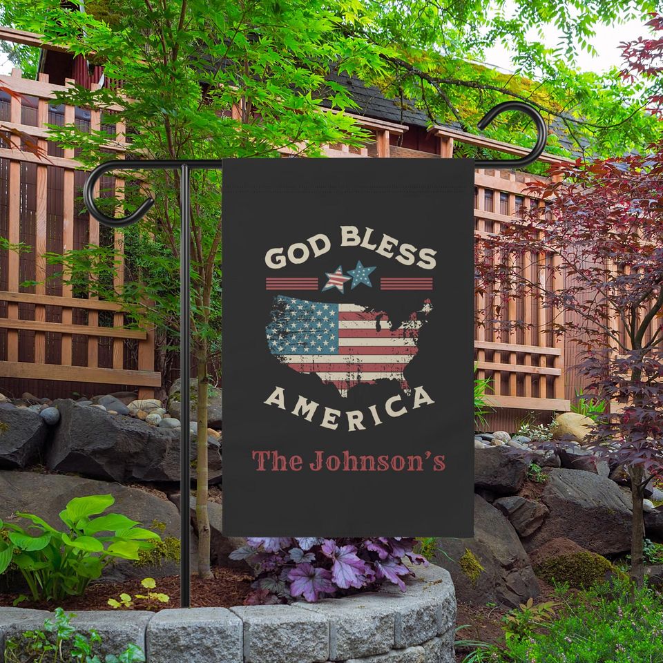 Personalized Patriotic Garden Flag: Rustic USA Map, Family Name