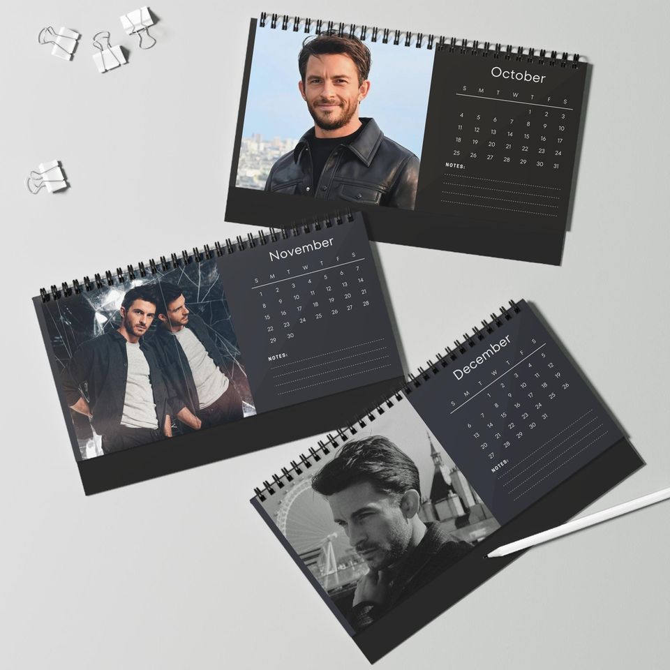 Jonathan Bailey 2026 Desk Calendar | Premium Spiral Bound Celebrity Photo Calendar | Gift for Fans & Elegant Desk Dcor