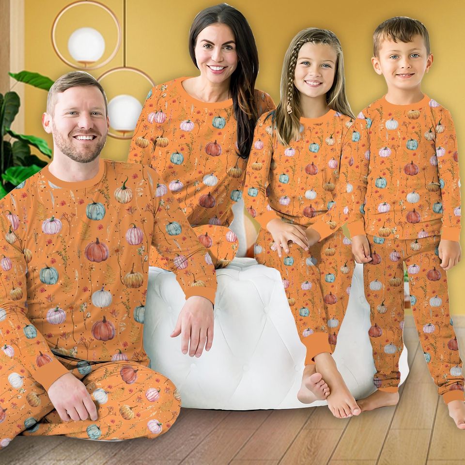 Fall Pumpkin Pajamas Set, Retro Floral Cozy Season Long Sleeve Two Piece Pajama, Girly Fall Lover Pajamas, Autumn Vibes Loungewear Gift
