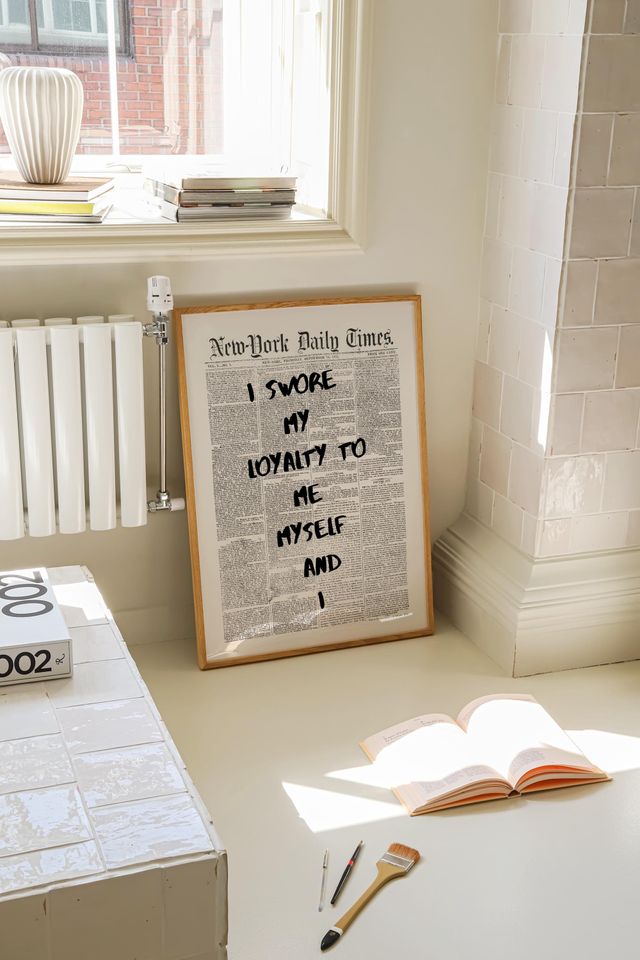 Taylorr Swifts Lyrics Newspaper Print: Preppy Dorm Wall Art