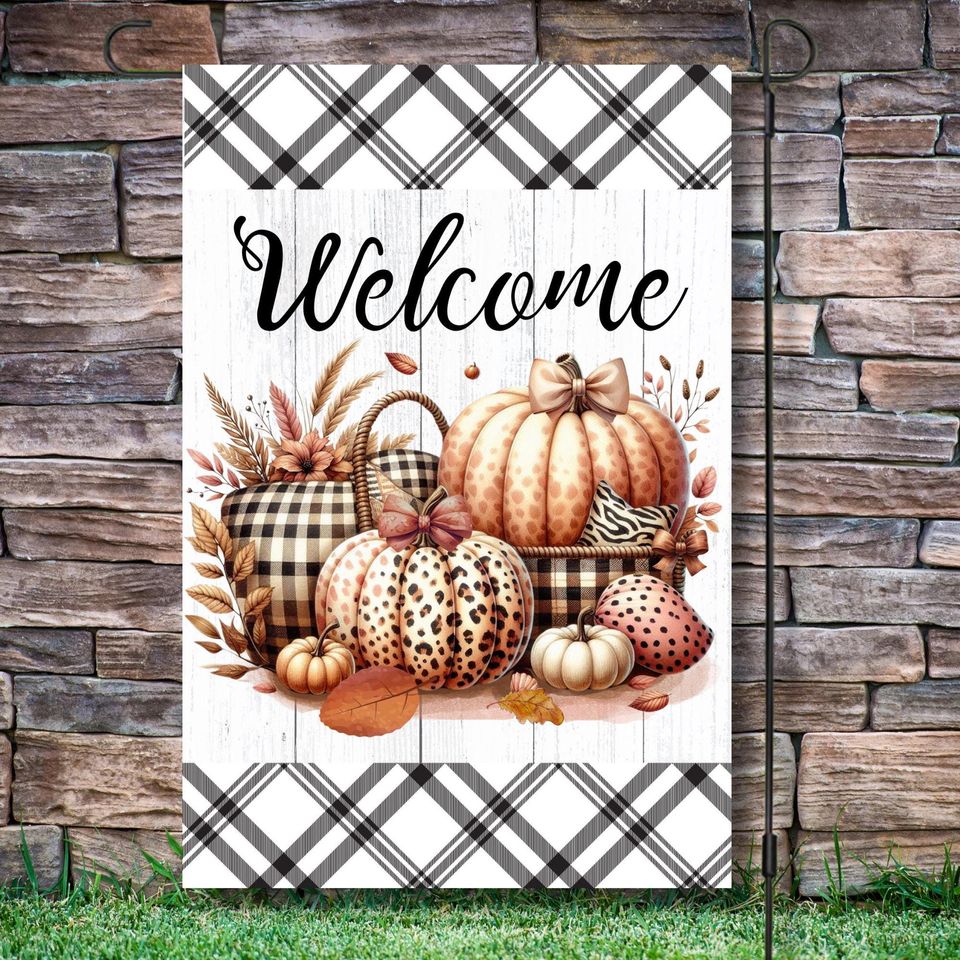 12x18 Garden Flag Design, Welcome Halloween, Retro Leopard Pumpkins