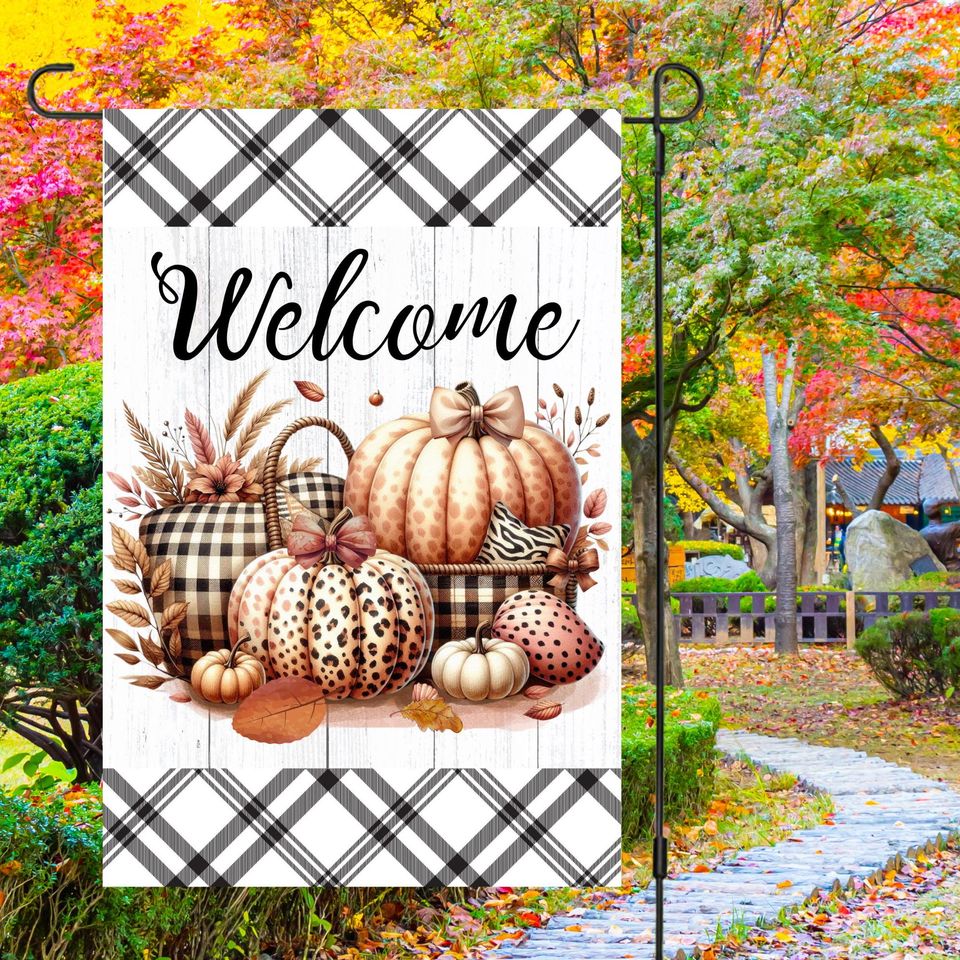12x18 Garden Flag Design, Welcome Halloween, Retro Leopard Pumpkins