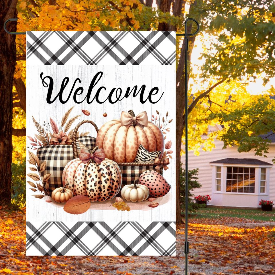 12x18 Garden Flag Design, Welcome Halloween, Retro Leopard Pumpkins